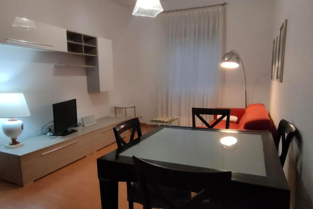 Apartment 20' From St. Peter Rom